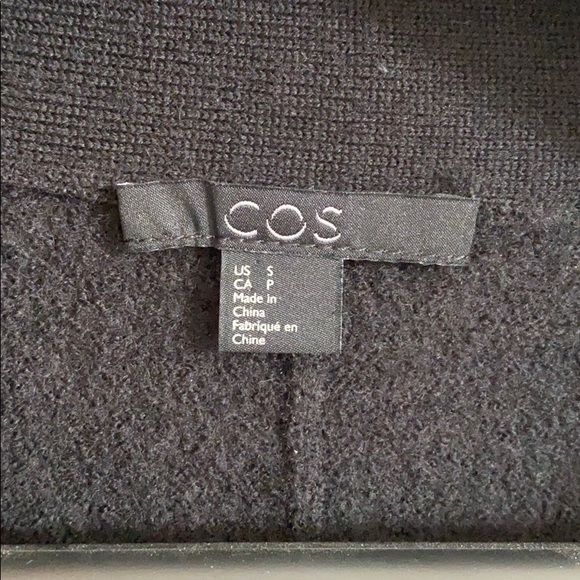 🥳SOLD🥳COS sweater - Picture 2 of 6